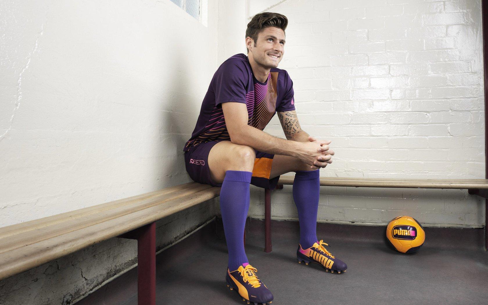 梅西迈阿密抉择，家庭、初心与巴萨情缘超越金钱的传奇转会